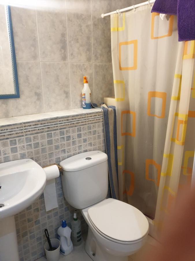 דירות בניולס Aroa S Lake מראה חיצוני תמונה