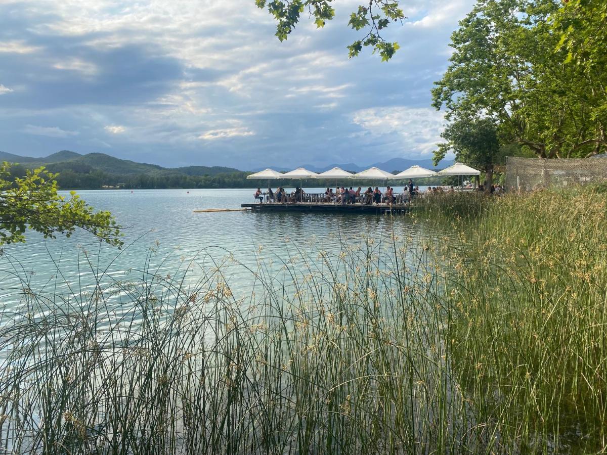 דירות בניולס Aroa S Lake מראה חיצוני תמונה
